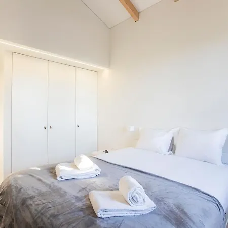 Modern 2br Duplex Downtown By Art District By Lovelystay Apartment *