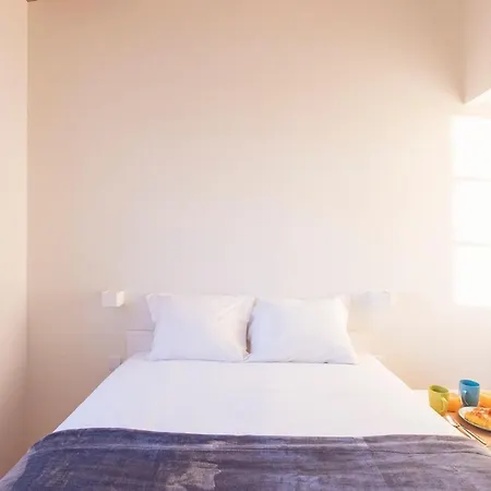 Modern 2br Duplex Downtown By Art District By Lovelystay * Porto
