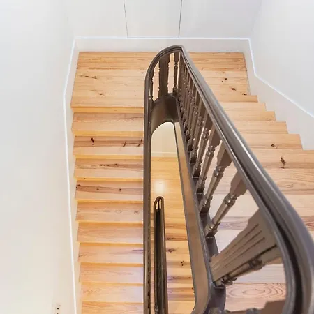 Apartment Modern 2br Duplex Downtown By Art District By Lovelystay